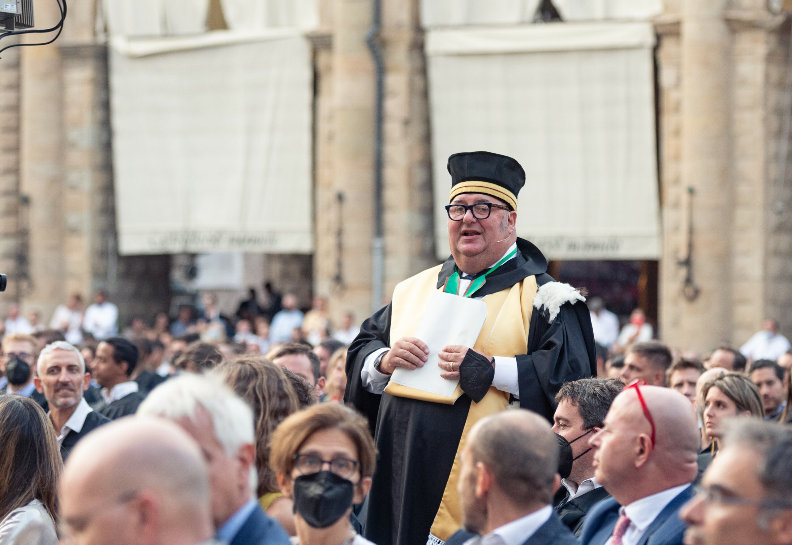 Dean_Piazza Maggiore_Graduation 2020|2021